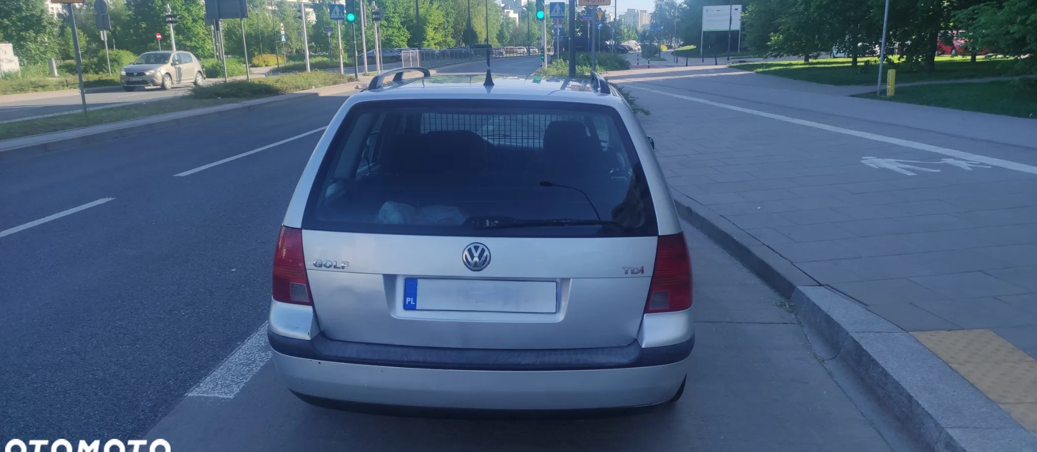 Volkswagen Golf cena 6800 przebieg: 348000, rok produkcji 2001 z Warszawa małe 172